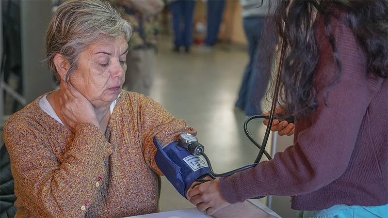 Operativos de salud gratuitos en los barrios de Ituzaingó sin título 6