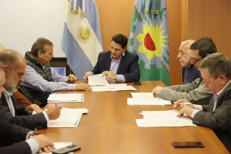 Marinucci: "No podíamos permitir que 400 familias se quedaran sin su fuente de ingreso ni que miles de vecinos se quedaran sin transporte” sin título 7