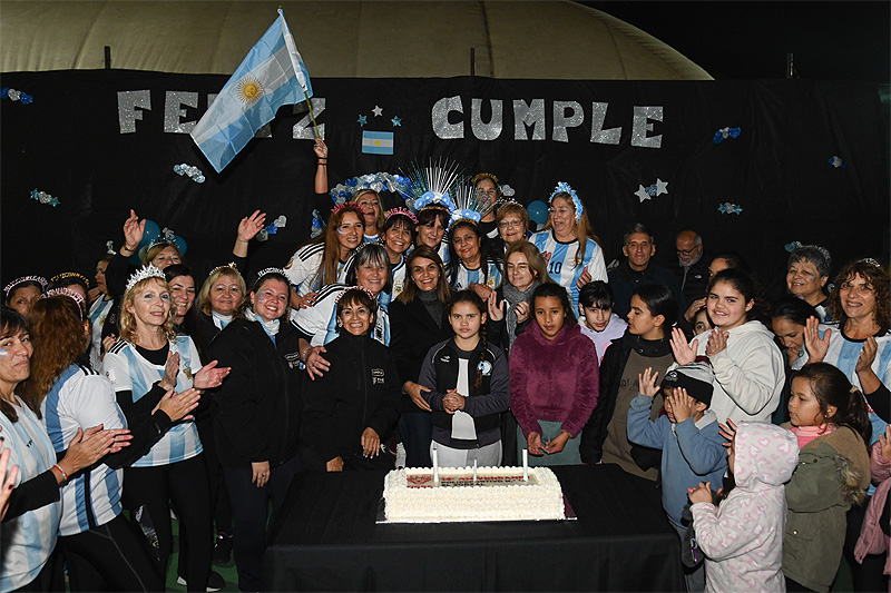 Los vecinos de El Zorzal vibraron con la celebración del aniversario número 15 del polideportivo del barrio sin título 9