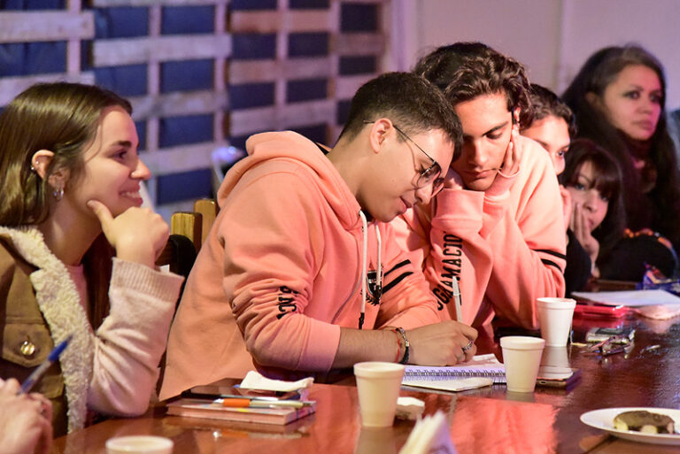 Para impulsar proyectos transformadores de los procesos de enseñanza, San Martín lanzó el Fondo Municipal de Innovación Educativa un nuevo programa destinado a instituciones educativas de todos los niveles, con el objetivo de potenciar estrategias innovadoras.