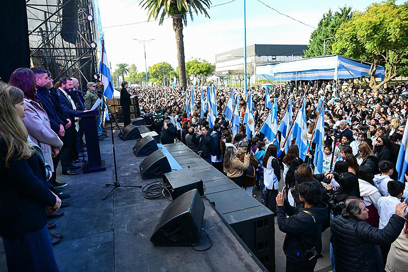 Más de 3200 estudiantes prometieron lealtad a la bandera en el 133 aniversario de Garín whatsapp image 2026 06 20 at 14 23 14