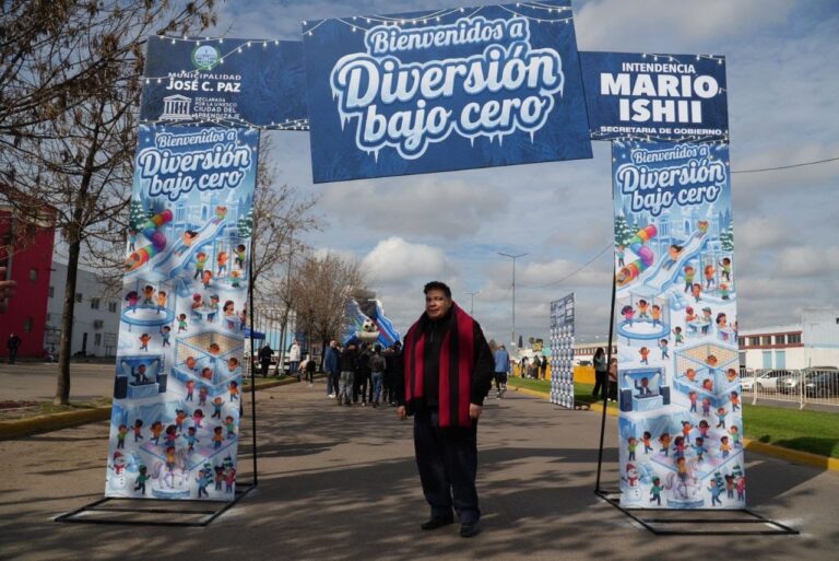 Mario Ishii acompañó a cientos de chicos en "Diversión bajo cero", el evento municipal por las vacaciones de invierno 3cae8e33 7d03 41e5 a495 b9d20f3081ba