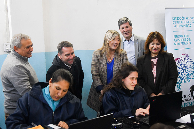 Más de 1250 personas tramitaron su documento de forma gratuita en Ituzaingó operativo dni pd (1) (2)
