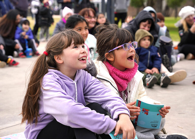 "Abrigate y vení": Comienza el ciclo de vacaciones de invierno con actividades gratuitas para toda la familia de San Martín san martín presenta su ciclo de vacaciones de invierno “abrigate y vení”, con actividades gratuitas para toda la familia.