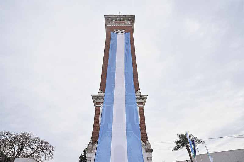 Vicente López celebró el Día de la Independencia y los 110 años de la colocación de la piedra fundamental de la Torre Ader sin título 12