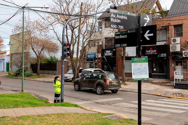 San Isidro modificó el sentido de circulación de dos calles en Las Lomas sin título 14