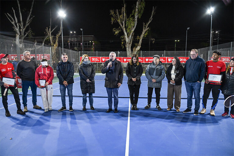 Con entrenamientos abiertos de Tenis, el Municipio de Tigre inauguró tres canchas en el Polideportivo General Pacheco sin título 2