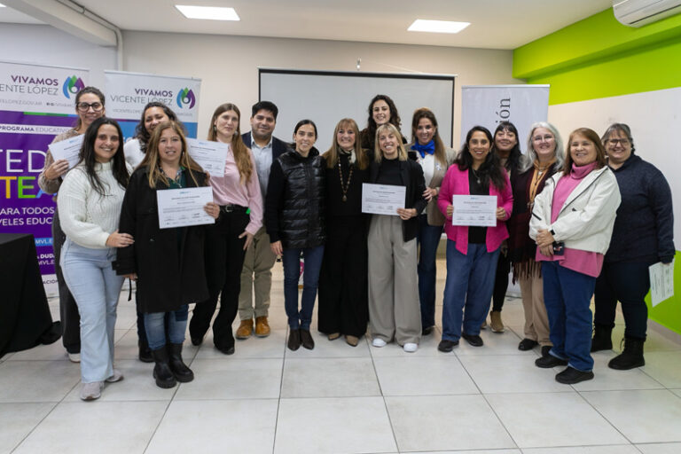 Decenas de docentes de Vicente López finalizaron una capacitación en educación STEM vl formación stem (3)