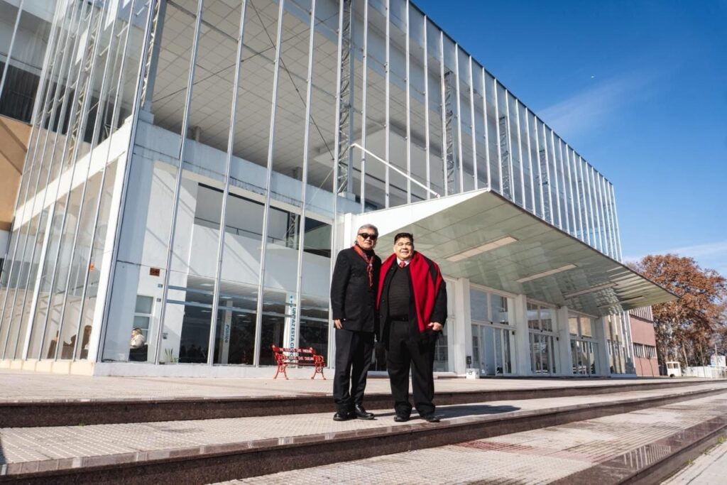 Ishii recibió al titular de la He University de China y anunció nueva tecnología para el hospital oftalmológico cae69929 8c98 492c 959b a9a76bdf6d33