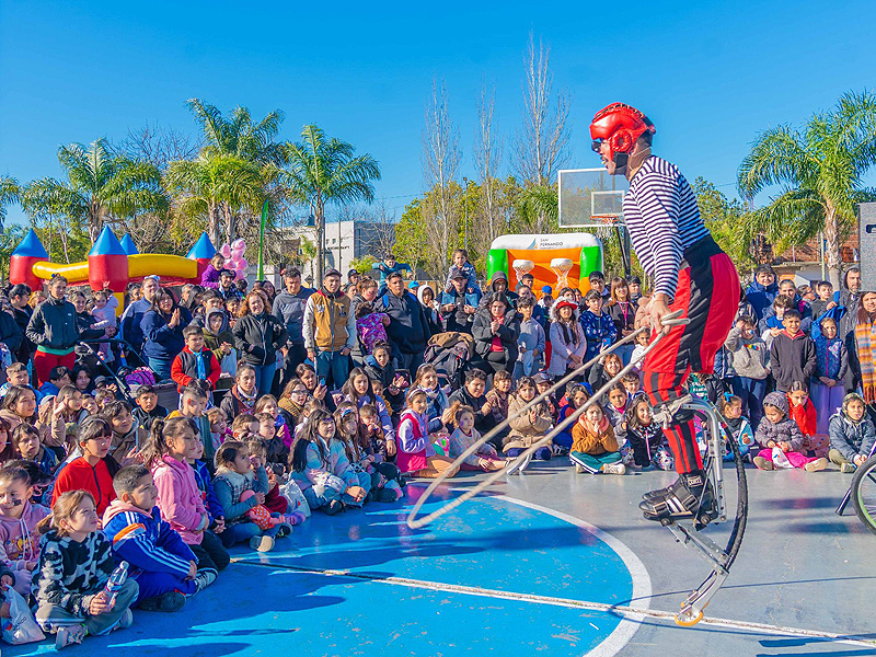 Con actividades infantiles en plazas, comenzó el "Mes de las infancias" en San Fernando 1 primer sabado mes de las infancias 2026