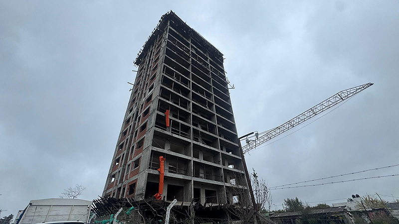 Escobar: La Justicia confirmó la demolición del edificio “Floreal del Sol” 212a4619 7a83 469f b928 64ddc2b33171