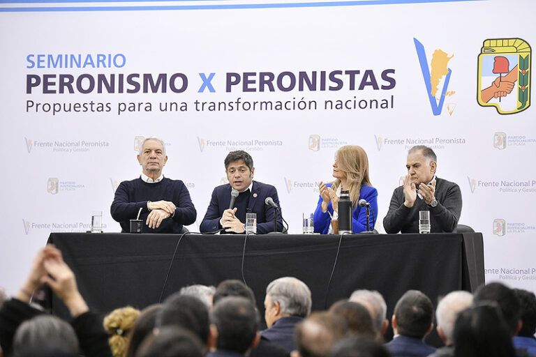Kicillof encabezó la apertura del seminario "Peronismo por peronistas": Apuntó contra Milei y convocó a construir una alternativa política dsc2084