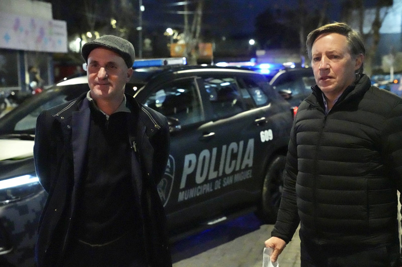 Inicio jaime méndez y héctor calvente