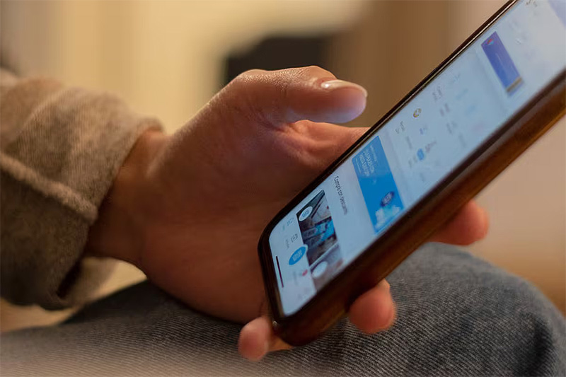 Radiografía de la crisis económica: Dos empleos para sobrevivir, un 62 por ciento endeudado y la distancia entre el bolsillo y las estadísticas oficiales sin título 1