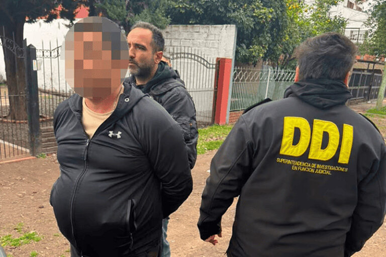De gendarme a sicario: Un ex integrante de la fuerza detenido por asesinar al supermercadista chino en Vicente López sin título 12