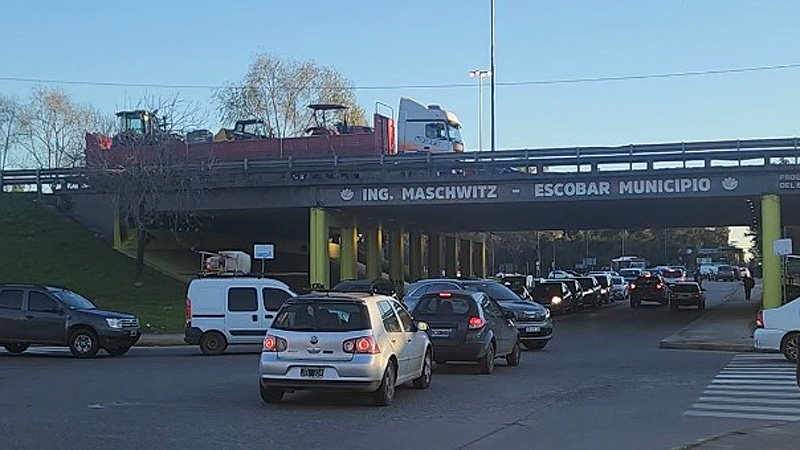 Escobar presentó ante Vialidad Nacional los anteproyectos de ingeniería para mejorar dos cruces clave de la Panamericana whatsapp image 2026 08 14 at 15 12 30