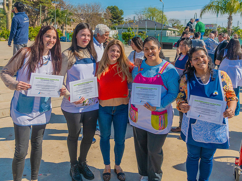 San Fernando homenajeó a sus maestras y maestros 2 dia del maestro 2026