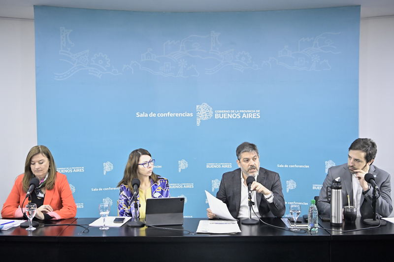 Bianco: “Por más que Milei lo niegue, ya estamos en recesión” dae2507