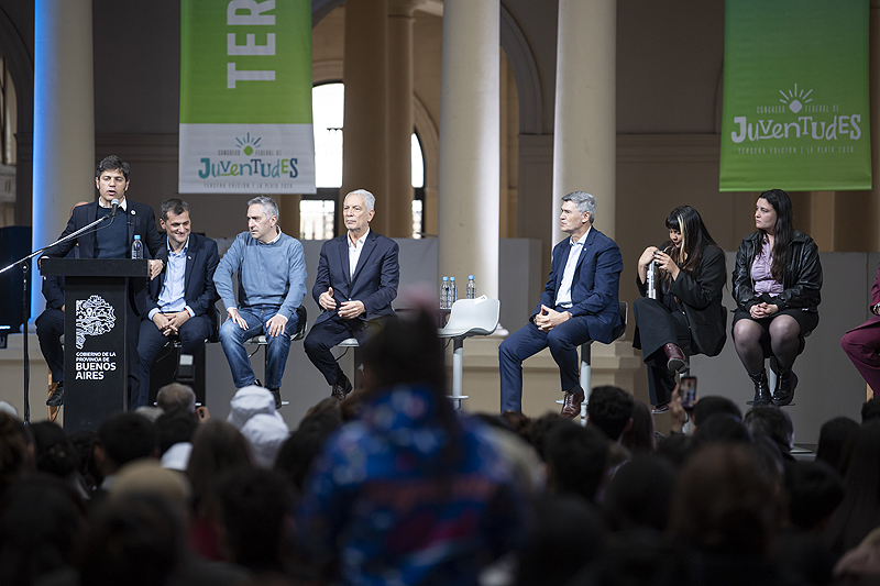 Kicillof encabezó el cierre del tercer Congreso Federal e Internacional de Juventudes dsc4706.jpg