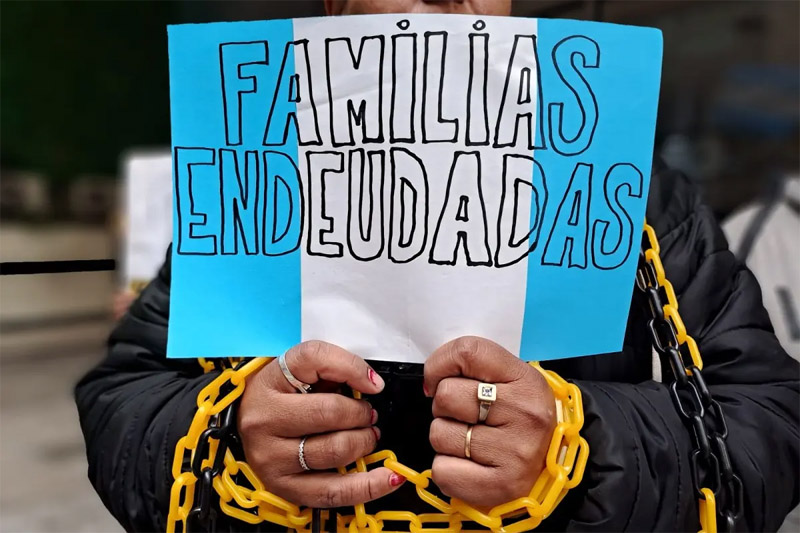 familias endeudadas