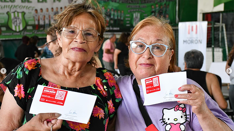 Ante el contexto de crisis económica y pérdida de ingresos, Morón implementa políticas de acompañamiento a familias sin título 12