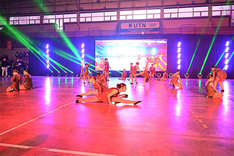 A puro ritmo y talento, se celebró la edición 2026 de la Gala de Danza Jazz de los polideportivos de Tigre sin título 2
