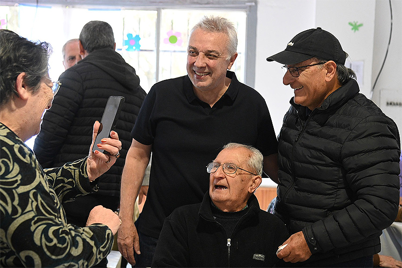 Zamora: "Que el Municipio de Tigre y la comunidad ratifiquen el apoyo a los jubilados es un síntoma de esperanza" sin título 4