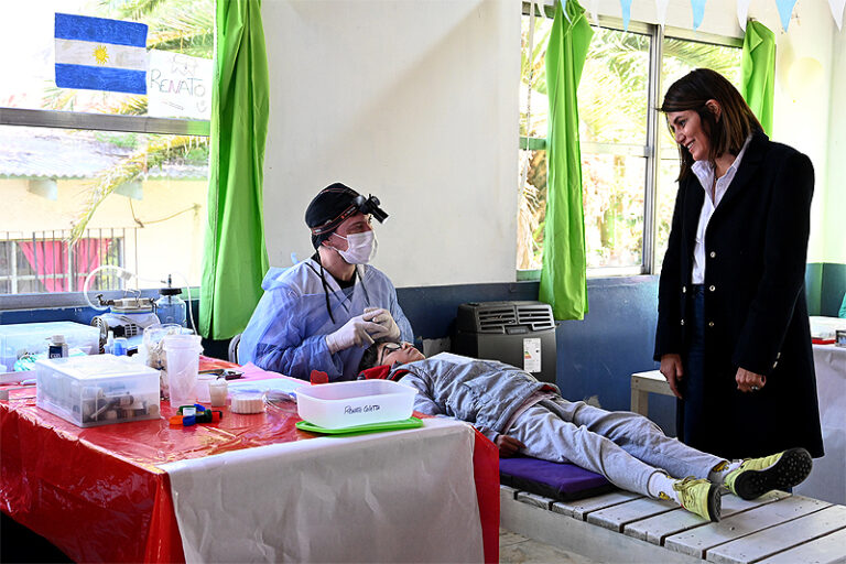El programa municipal "Sonríe Tigre" continúa llevando salud bucal a las comunidades educativas del Delta sin título 8