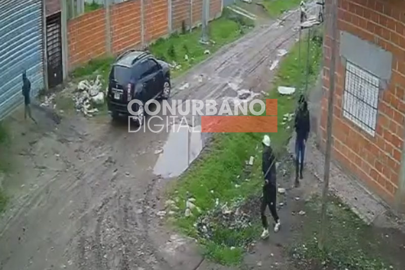 Conurbano sangriento: Asesinan a un hombre para robarle el auto en González Catán sin título 8