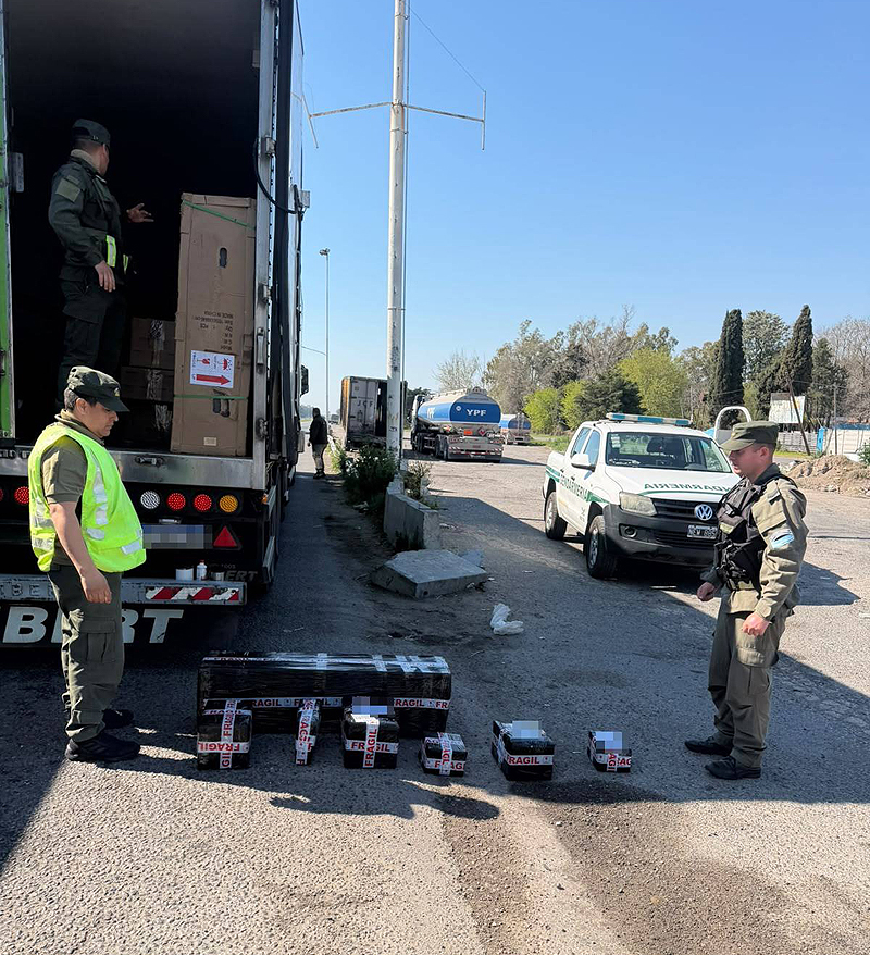 Enviaron por encomienda miles de municiones y cartuchos y tres arma de fuego: Las secuestró Gendarmería durante un control en Zárate whatsapp image 2026 09 18 at 11.57.57 (3)