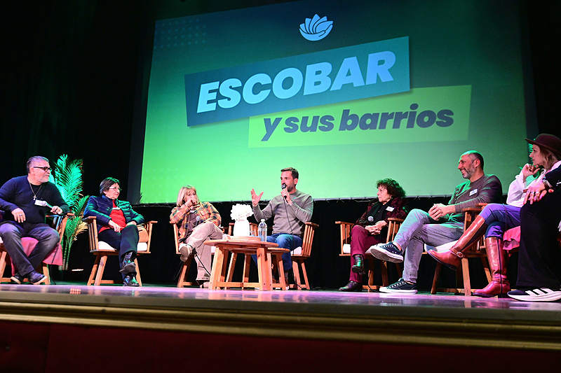 Identidad, memoria y futuro: Con la firma de una ordenanza histórica, Escobar reconoció oficialmente sus 246 barrios whatsapp image 2026 09 22 at 09 27 36