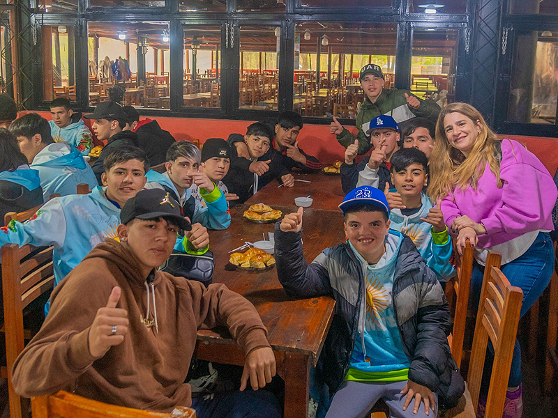 Cientos de jóvenes del programa educativo de “Sumate” de San Fernando disfrutaron un emocionante campamento 3 campamento sumate san fernando 2026