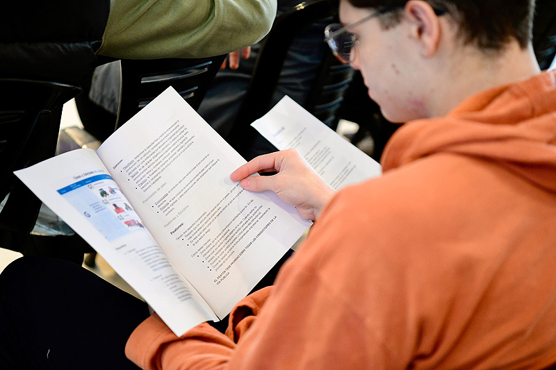 De las escuelas a las calles: Impulsa un plan para transformar la cultura vial en la provincia de Buenos Aires de las escuelas a las calles; marinucci impulsa un plan para transformar la cultura vial3