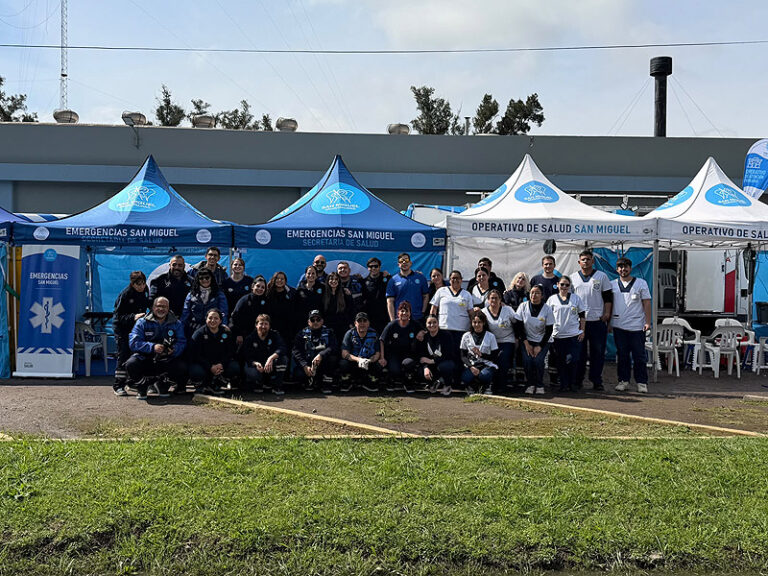 Emergencias San Miguel atendió a 935 fieles en la edición número 52 de la Peregrinación Juvenil a Luján equipos de la municipalidad de san miguel en la peregrinación