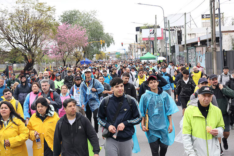La provincia de Buenos Aires acompañó a más de 2,7 millones de fieles en la edición número 52 de la peregrinación a Luján peregrinación a luján 2026