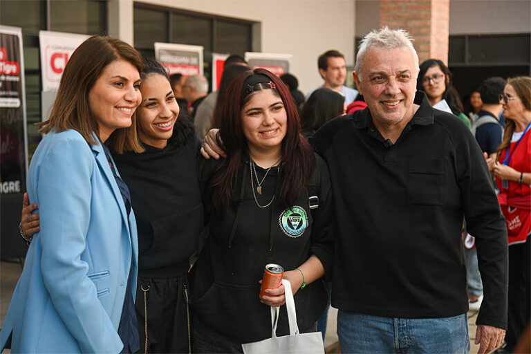 Julio Zamora recorrió la edición 2026 de Expo CUT Universidades sin título 2