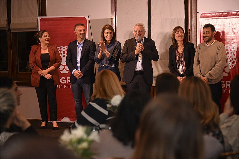 Julio Zamora encabezó un agasajo para directoras y directores de escuelas de Tigre y renovó el compromiso con la educación pública sin título 2