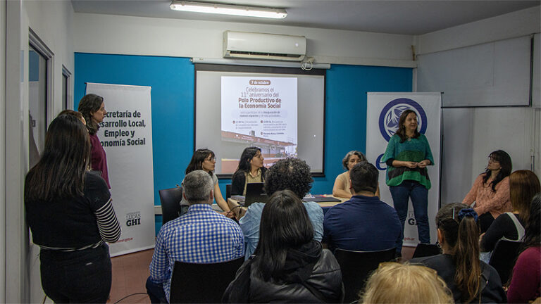 El Municipio de Morón inauguró un nuevo taller textil en el Polo Productivo de la Economía Social sin título 3