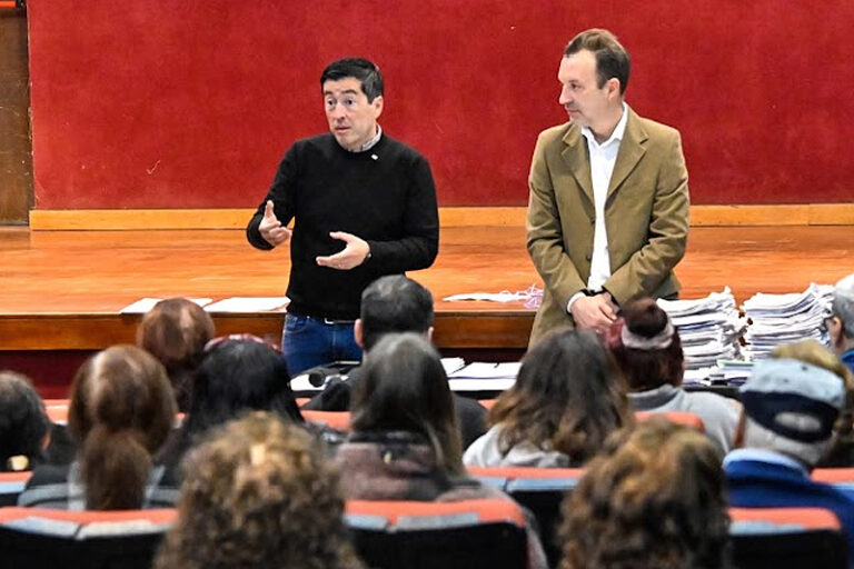 Nardini profundiza las políticas que garantizan el acceso a la vivienda propia sin título 5