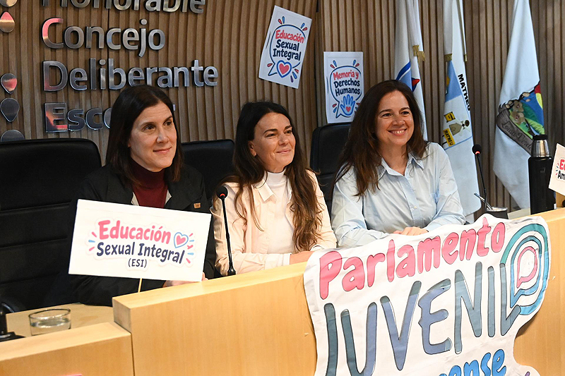 Estudiantes de Escobar debatieron y presentaron propuestas en el Parlamento Juvenil Bonaerense parlamento